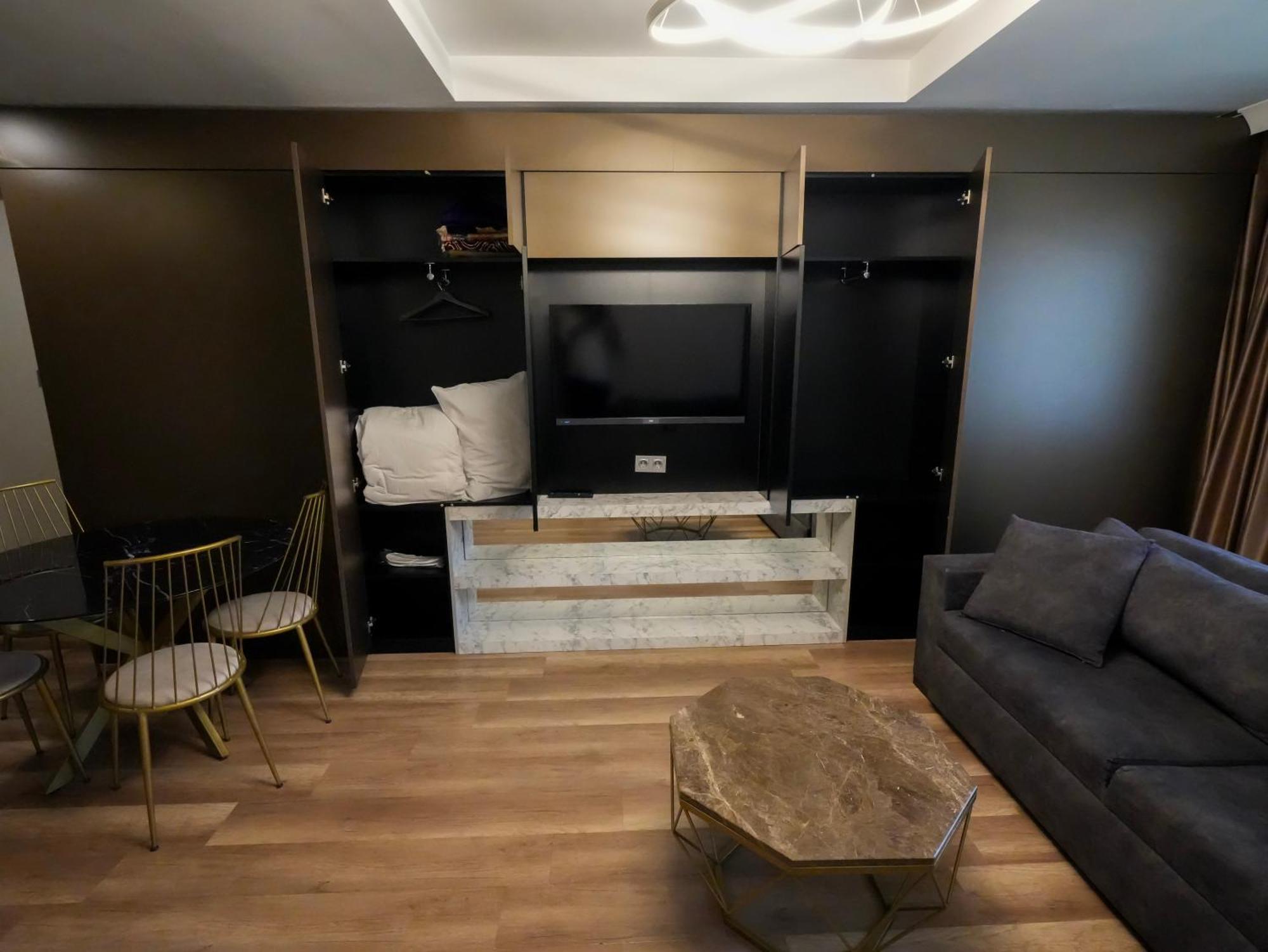 No 139 Aparthotel